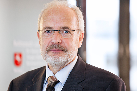 Dr. Sandhaus & Kollegen – Rechts- und Fachanwalt Berstermann Dr. Sandhaus & Kollegen – Rechts- und Fachanwalt Berstermann Portrait